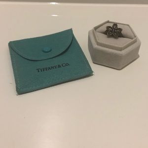 Tiffany & Co. Lolite Gem stone ring
